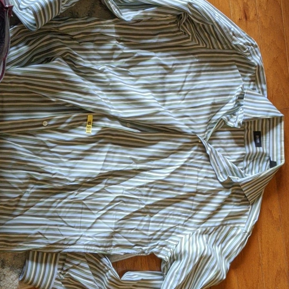 Mens dress shirt with pocket